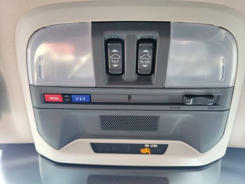 Certified 2024 Subaru Crosstrek 2.0i Premium image 20