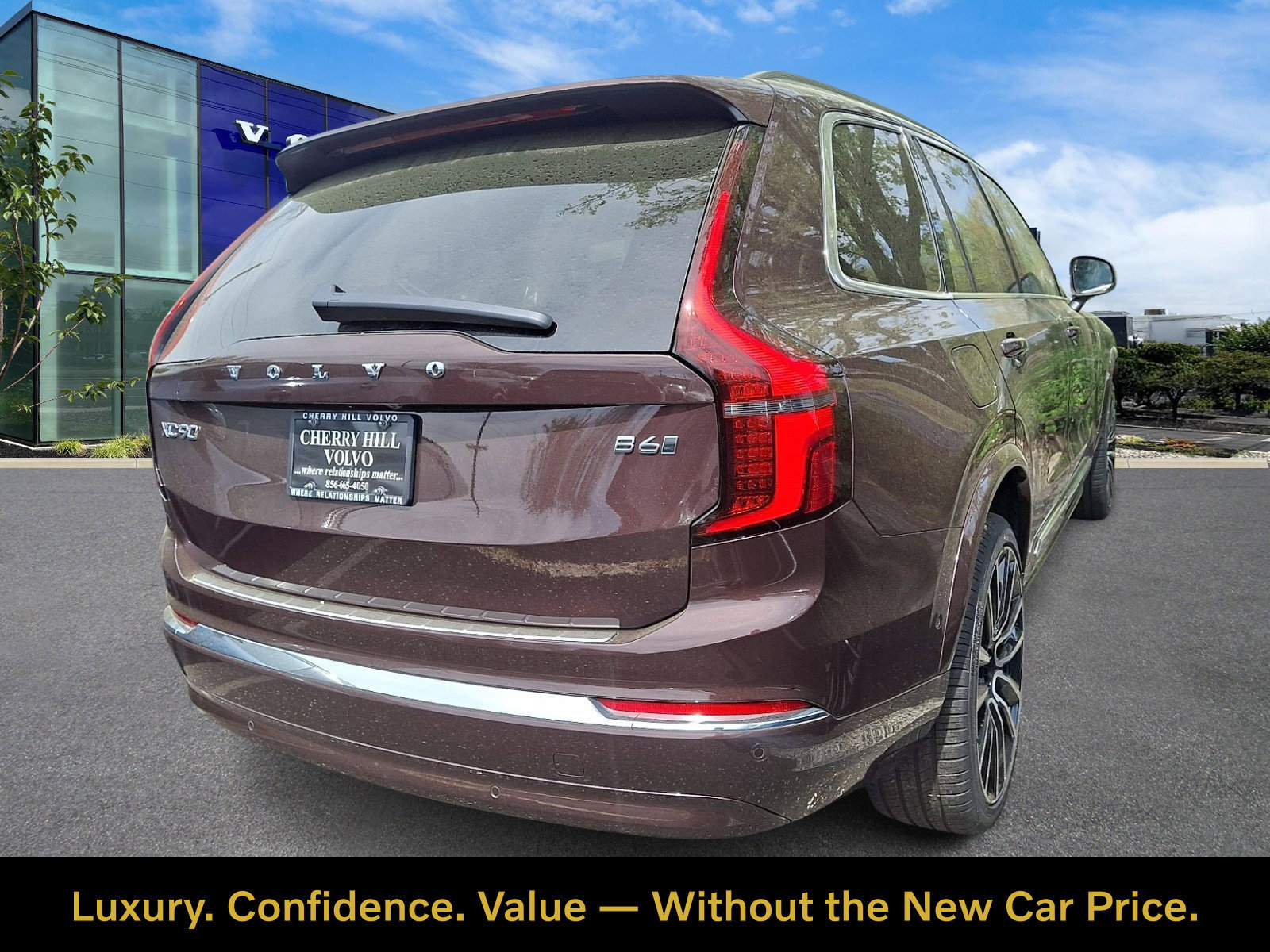 Used 2026 Volvo XC90 B6 Plus w/ Protection Package Premier AWD/4WD image 5