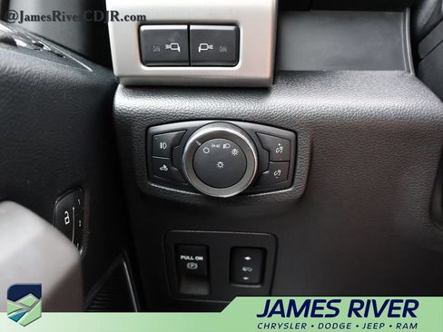 Used 2020 Ford F150 Platinum w/ Technology Package AWD/4WD image 30