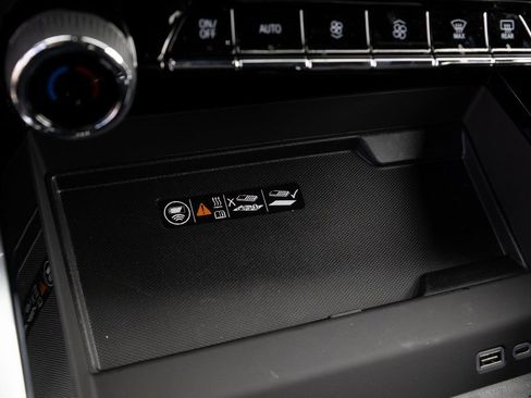 New 2025 Chevrolet Suburban Premier w/ LPO, Get Active Package image 22