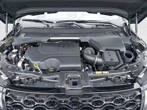 New 2025 Land Rover Discovery Sport S image 30