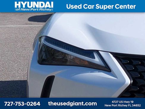 Used 2023 Lexus UX 250h FWD w/ Accessory Package (Z2) image 9