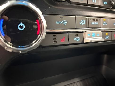 New 2025 Ford F150 XLT w/ Equipment Group 303A High image 32