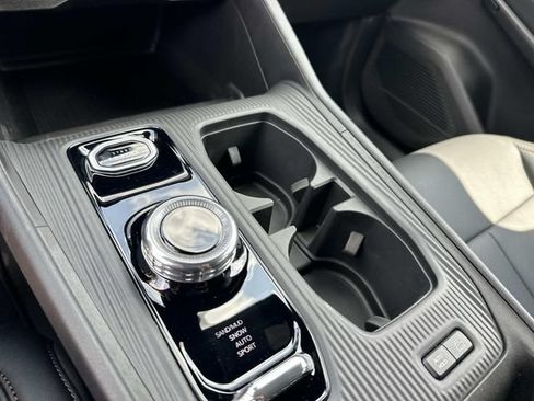 New 2026 Jeep Cherokee Limited AWD/4WD image 29