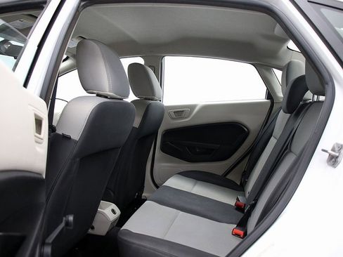 Used 2012 Ford Fiesta S image 12