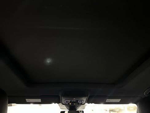 New 2026 Volkswagen Atlas Cross Sport SEL R-Line image 27