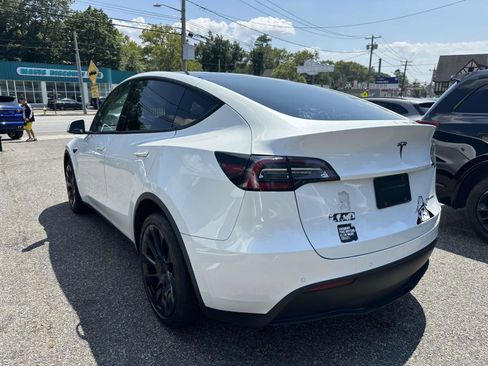 Used 2020 Tesla Model Y Long Range AWD/4WD image 5