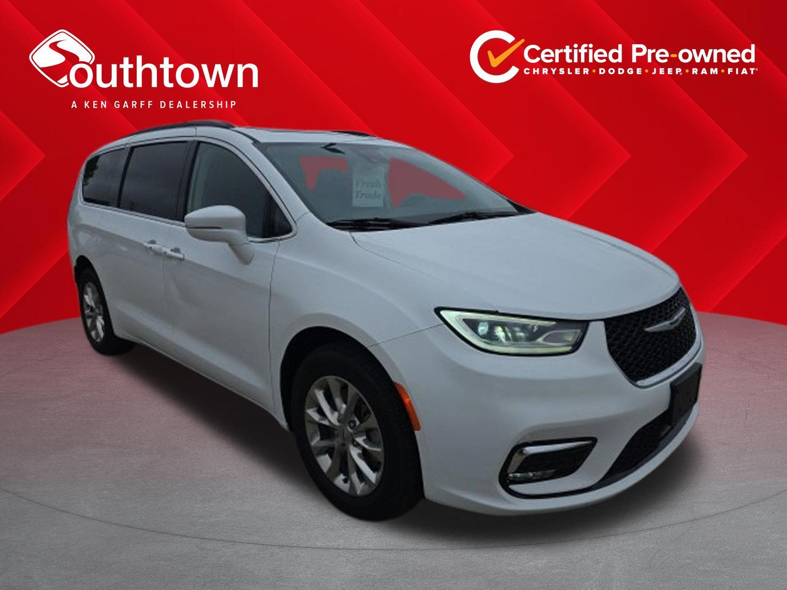 Certified 2022 Chrysler Pacifica Touring-L AWD/4WD image 1
