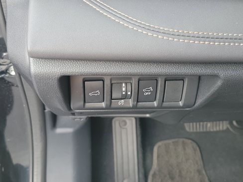 Used 2025 Subaru Outback Limited AWD/4WD image 28