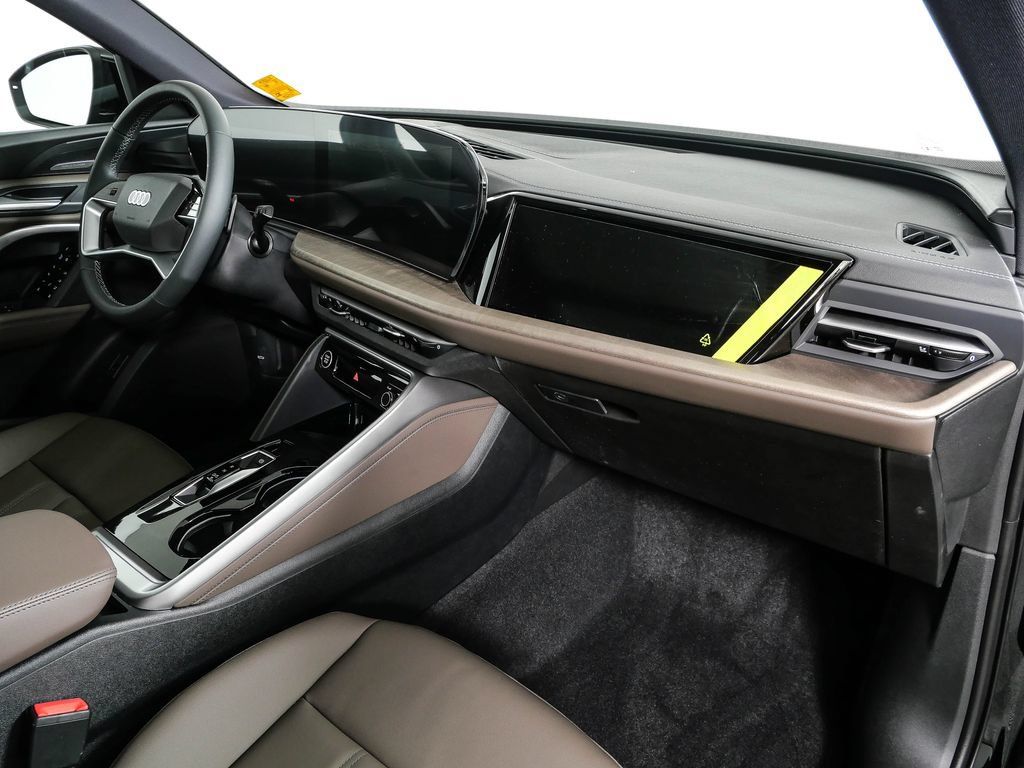 New 2026 Audi Q5 Premium Plus AWD/4WD image 25