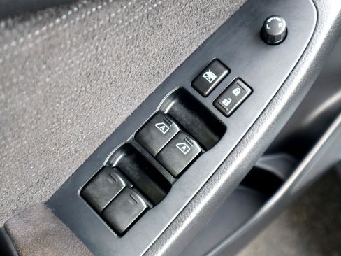 Used 2010 Nissan Altima 3.5 SR w/ Sport Pkg image 57