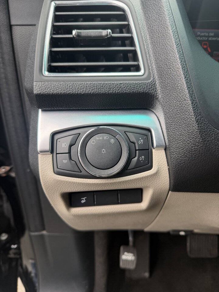 Used 2018 Ford Explorer Limited FWD image 22