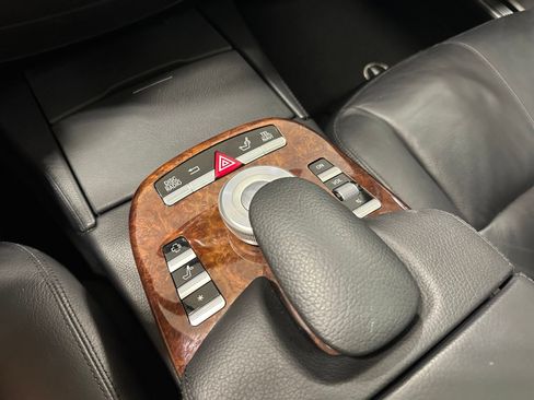 Used 2007 Mercedes-Benz S 550 image 32