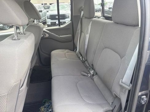 Used 2016 Nissan Frontier SV w/ SV Value Truck Package AWD/4WD image 22