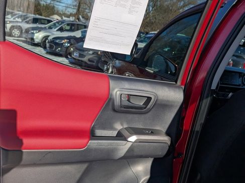 Certified 2021 Toyota Tacoma SR5 image 16