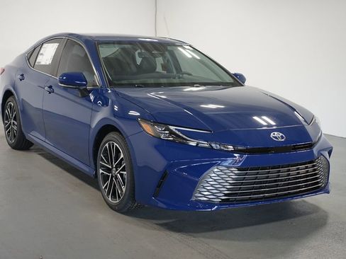 New 2026 Toyota Camry XLE image 3