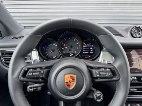 New 2026 Porsche Macan image 21