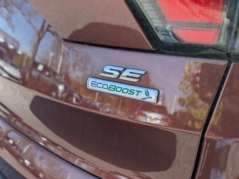 Used 2018 Ford Escape SE image 8