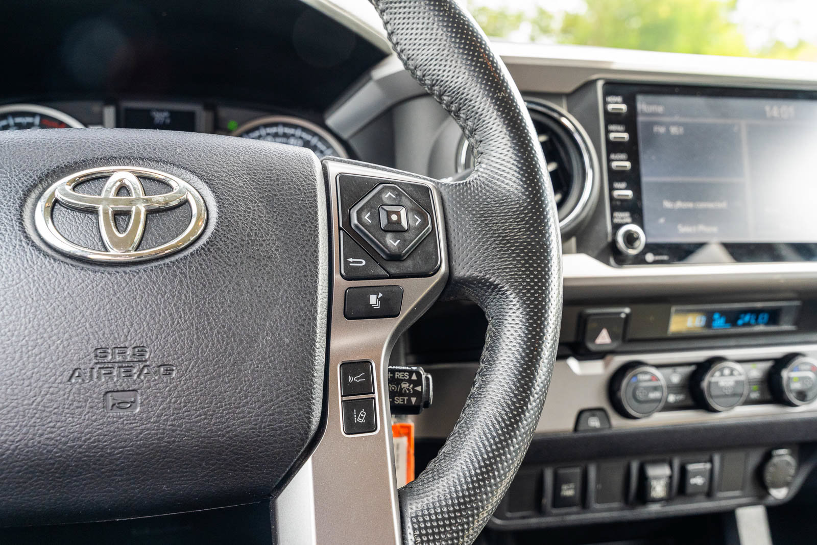 Used 2021 Toyota Tacoma SR5 RWD image 26