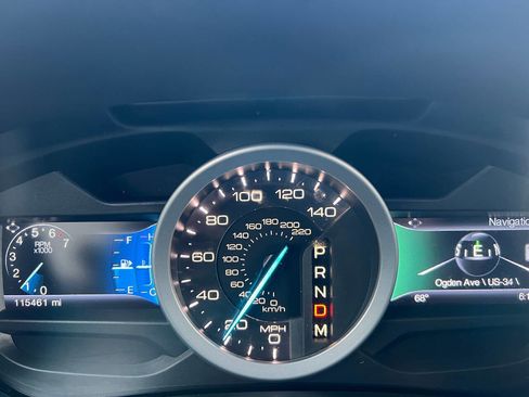 Used 2015 Ford Explorer XLT w/ Equipment Group 202A FWD image 39