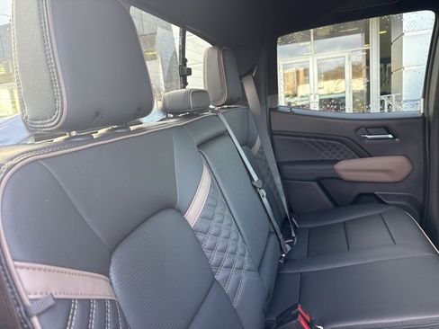 New 2026 GMC Canyon Denali w/ LPO, Denali Black Edition image 26