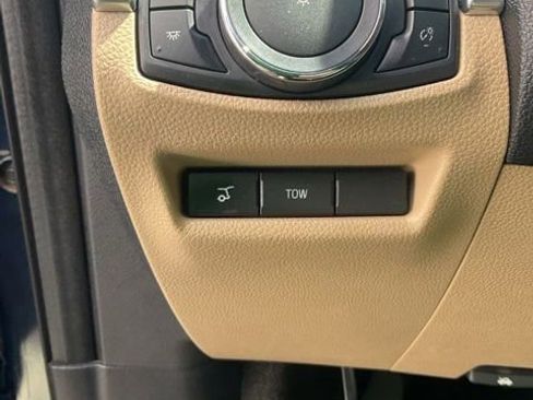 Used 2016 Ford Explorer Limited w/ Equipment Group 301A FWD image 31