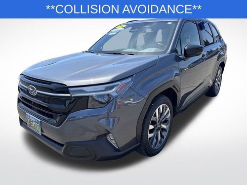 Certified 2025 Subaru Forester Touring AWD/4WD image 3