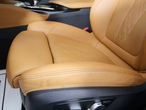 Used 2023 BMW 530i w/ M Sport Package RWD image 9