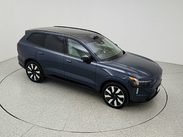 Used 2025 Volvo EX90 Plus AWD/4WD image 15