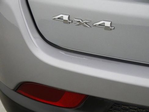 Used 2022 Jeep Compass Latitude w/ Convenience Group image 43