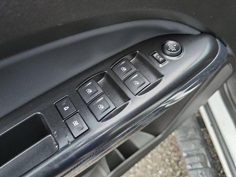 Certified 2015 Chevrolet Colorado Z71 image 25