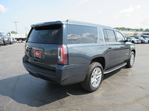 Used 2019 GMC Yukon XL SLT w/ Open Road Package AWD/4WD image 5