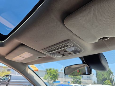Used 2022 Honda HR-V EX image 18