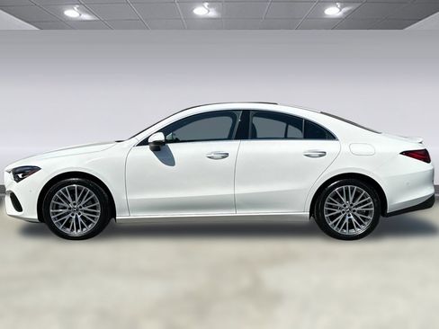 Used 2026 Mercedes-Benz CLA 250 image 2
