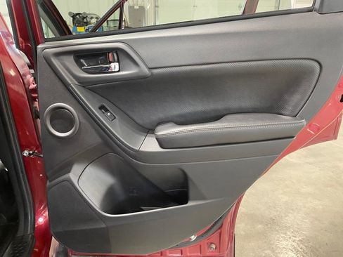 Used 2015 Subaru Forester 2.0XT Touring w/ Eyesight & Navigation System image 22