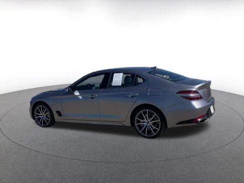 Used 2025 Genesis G70 2.5T image 10
