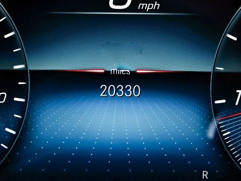 Used 2022 Mercedes-Benz E 350 Sedan w/ AMG Line Exterior image 17