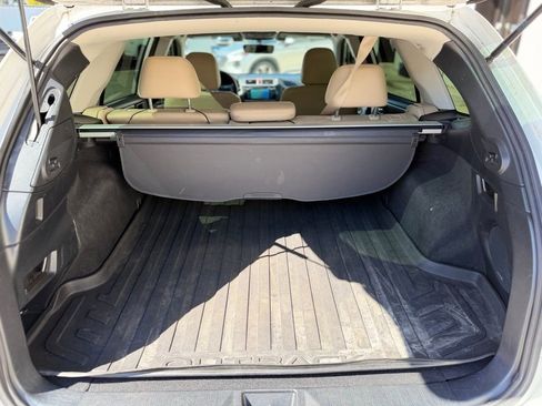 Used 2017 Subaru Outback 2.5i Limited image 25
