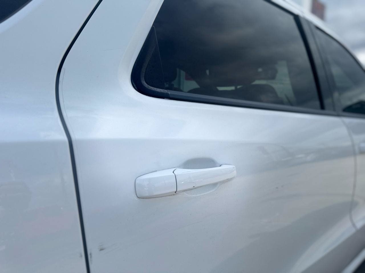 Used 2019 Dodge Durango R/T w/ Blacktop Package AWD/4WD image 31