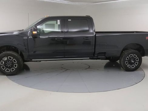 New 2025 Ford F350 Platinum w/ FX4 Off-Road Package image 19