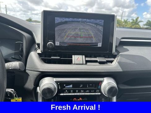Used 2025 Toyota RAV4 LE image 24