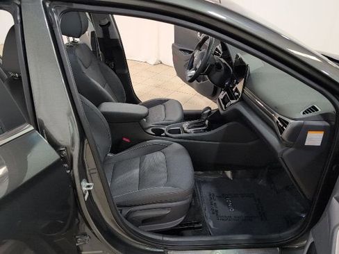Used 2022 Hyundai Ioniq Limited image 15