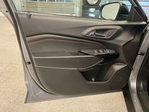 New 2026 Chevrolet Trax RS w/ Driver Confidence Package FWD image 24