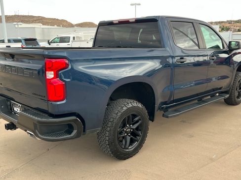 Used 2021 Chevrolet Silverado 1500 Custom Trail Boss w/ LPO, Dark Essentials Package image 6