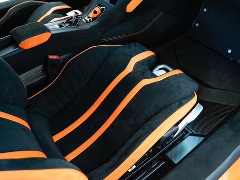 Used 2022 Lamborghini Huracan STO image 78