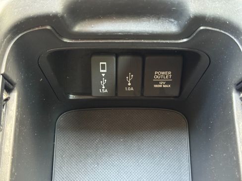Used 2018 Honda CR-V EX image 30