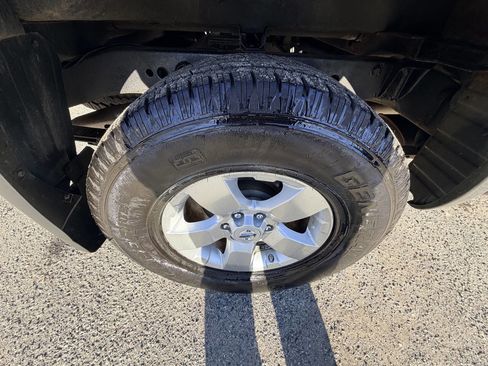 Used 2012 Nissan Frontier SV image 56