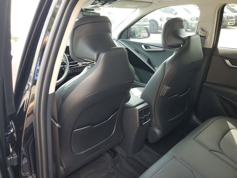 New 2025 Kia Niro EX Touring FWD image 16