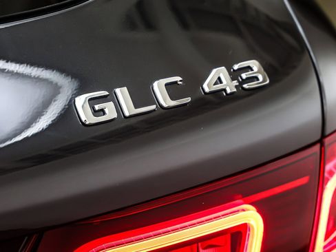 Used 2022 Mercedes-Benz GLC 43 AMG AMG GLC 43 4MATIC SUV image 10