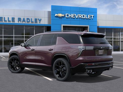 New 2026 Chevrolet Traverse RS w/ LPO, Floor Liner Package image 3